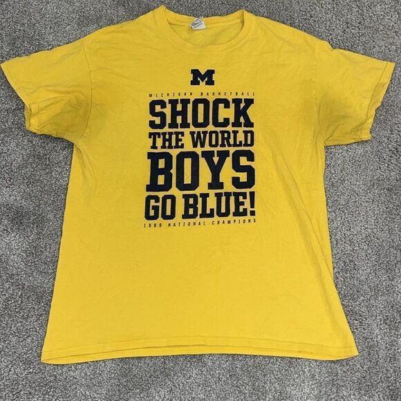 Maize Blue worn 1989 Shock the World Lettered Michigan Wolverines Tee T shirt L - Picture 1 of 4